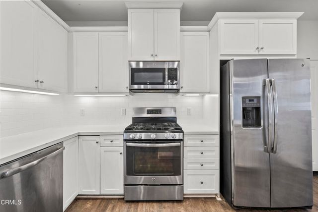 693 Nile River Drive, Oxnard, CA 93036