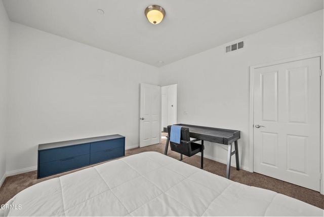 693 Nile River Drive, Oxnard, CA 93036