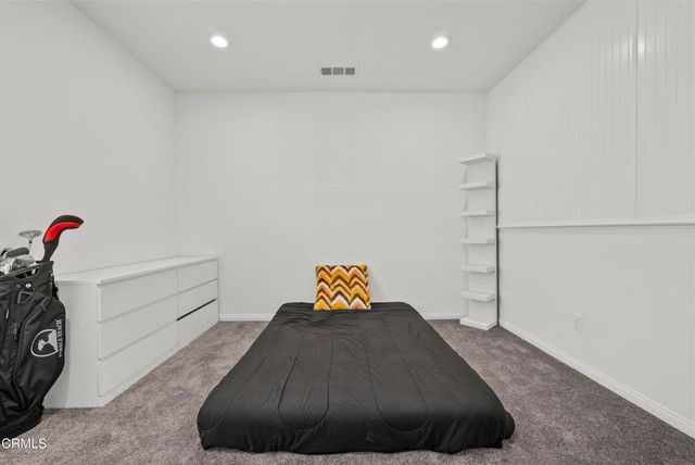 693 Nile River Drive, Oxnard, CA 93036