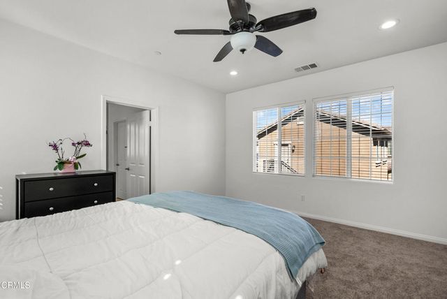 693 Nile River Drive, Oxnard, CA 93036