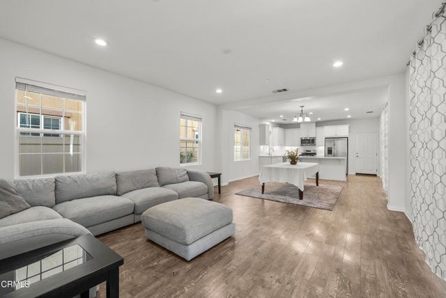 693 Nile River Drive, Oxnard, CA 93036