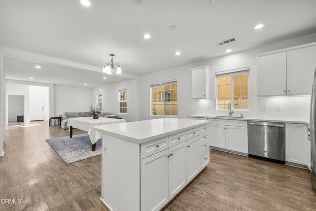 693 Nile River Drive, Oxnard, CA 93036