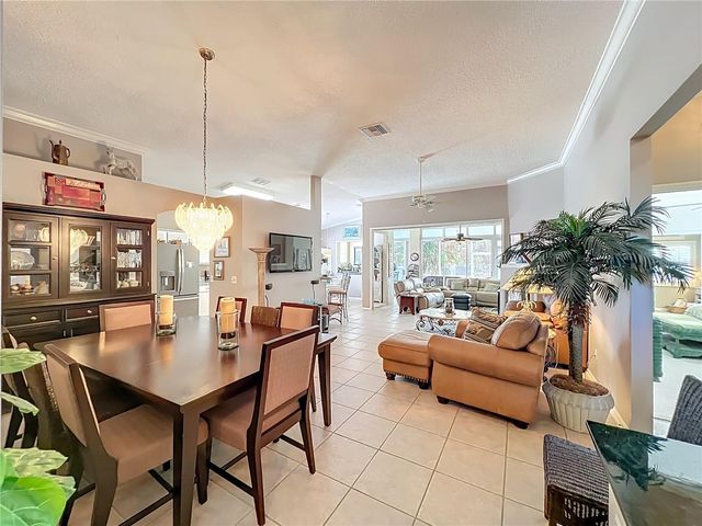 233 HANGING MOSS CIRCLE, Lake Mary, FL 32746