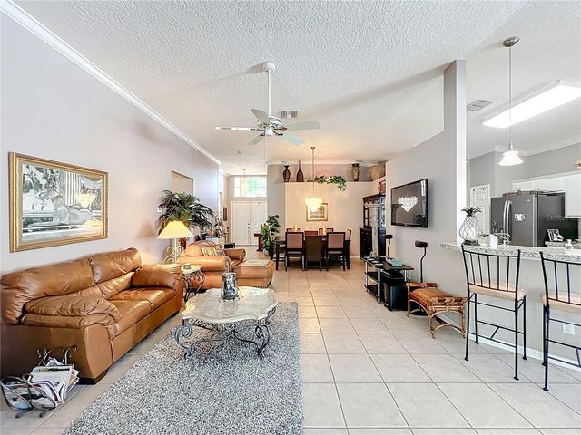 233 HANGING MOSS CIRCLE, Lake Mary, FL 32746