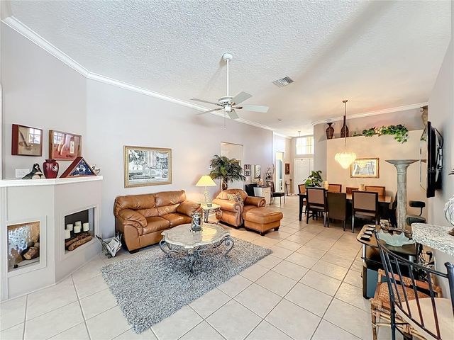 233 HANGING MOSS CIRCLE, Lake Mary, FL 32746
