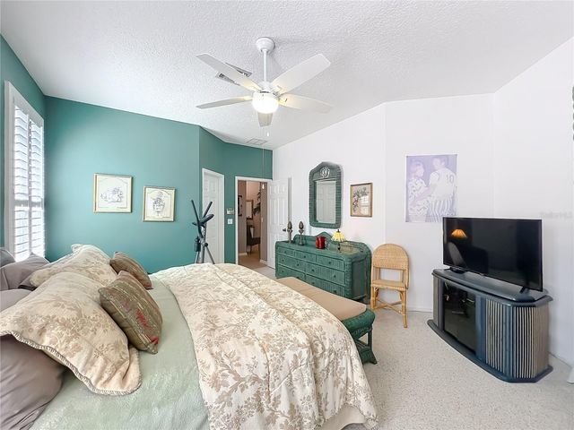 233 HANGING MOSS CIRCLE, Lake Mary, FL 32746