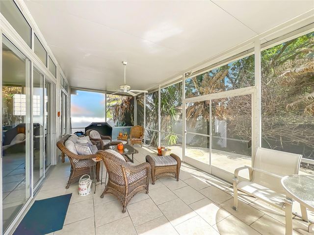 233 HANGING MOSS CIRCLE, Lake Mary, FL 32746