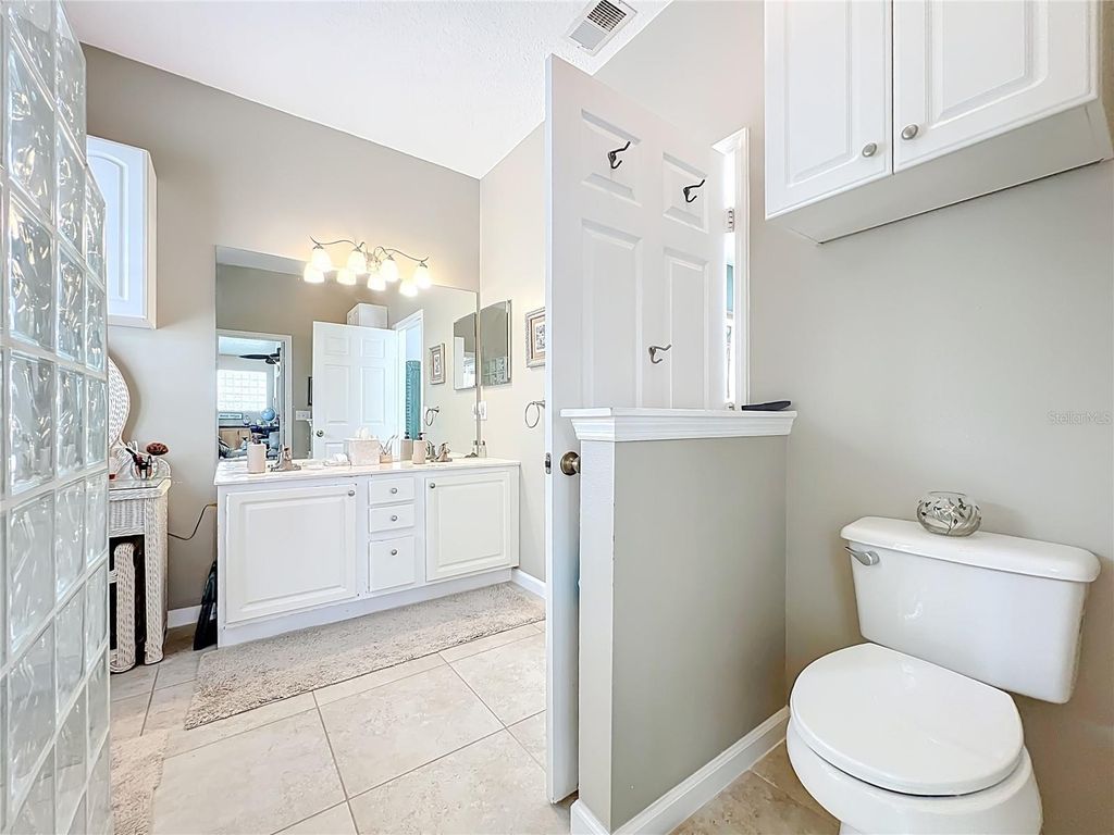 Image 53 of property listing at 233 HANGING MOSS CIRCLE, Lake Mary, FL 32746