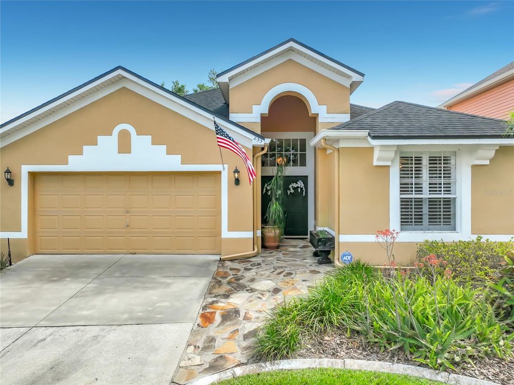 Image 9 of property listing at 233 HANGING MOSS CIRCLE, Lake Mary, FL 32746
