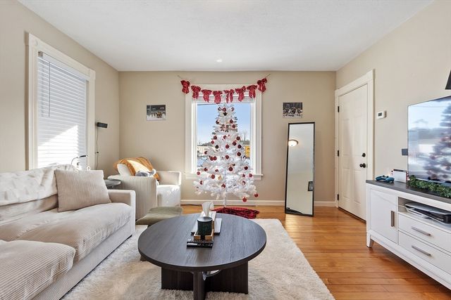 254 Gardner Rd, Templeton, MA 01468