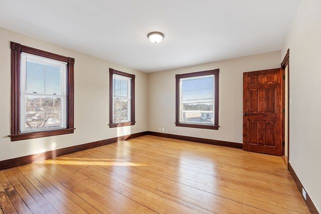 254 Gardner Rd, Templeton, MA 01468