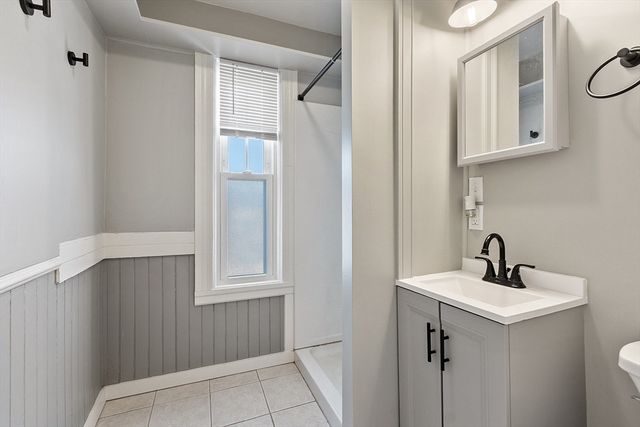 254 Gardner Rd, Templeton, MA 01468