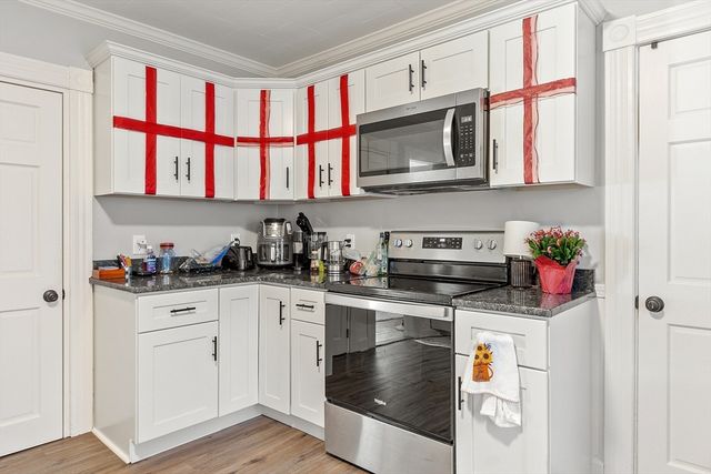 254 Gardner Rd, Templeton, MA 01468