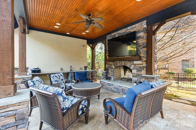 1801 Smarty Jones Drive, Waxhaw, NC 28173