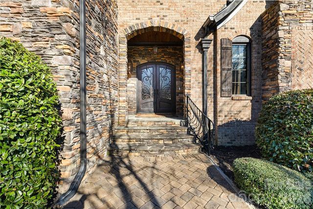 1801 Smarty Jones Drive, Waxhaw, NC 28173