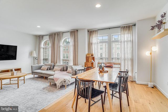 7938 TURTLE CREEK CIR, Gainesville, VA 20155