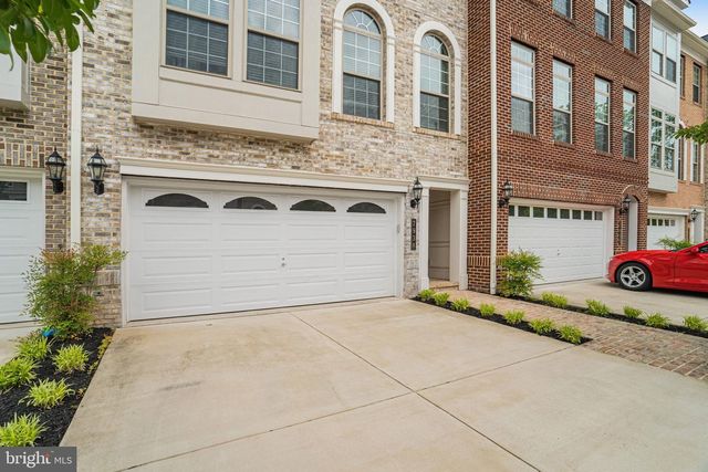 7938 TURTLE CREEK CIR, Gainesville, VA 20155