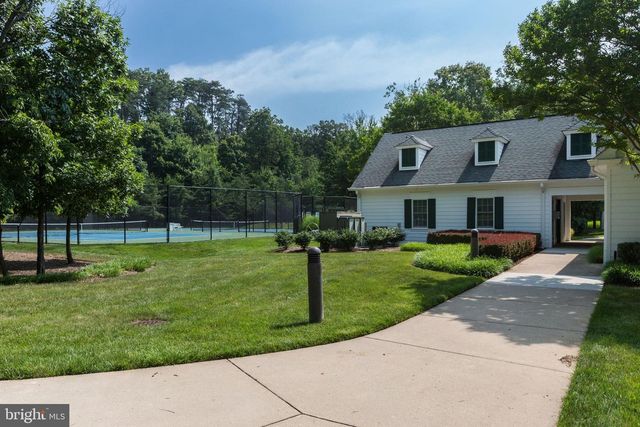 7938 TURTLE CREEK CIR, Gainesville, VA 20155