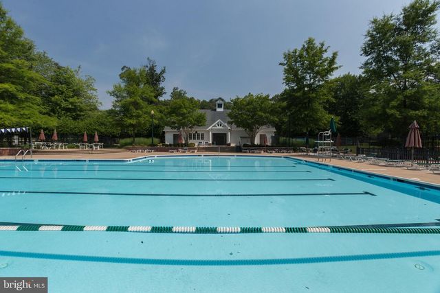7938 TURTLE CREEK CIR, Gainesville, VA 20155