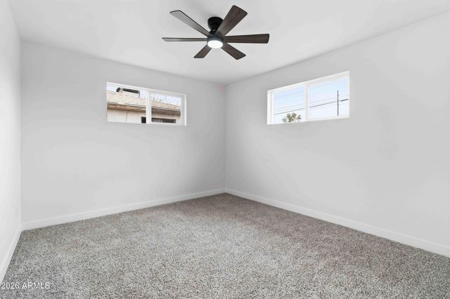 3001 W LOMA Lane, Phoenix, AZ 85051