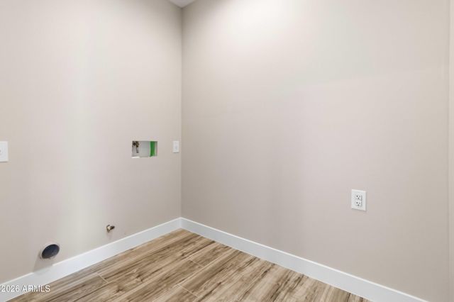 3001 W LOMA Lane, Phoenix, AZ 85051