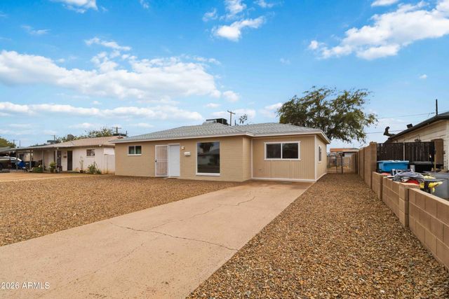 3001 W LOMA Lane, Phoenix, AZ 85051