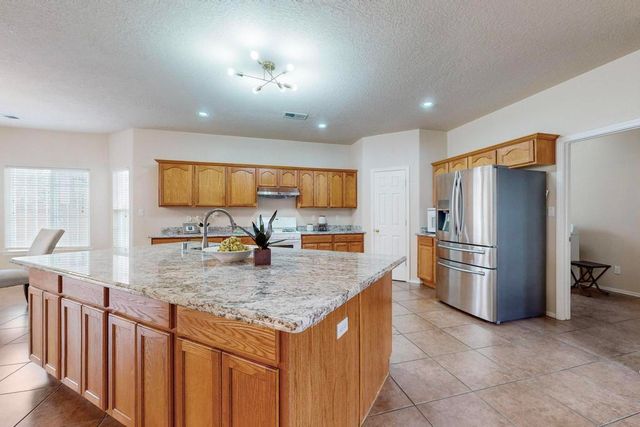 11631 Gallant Fox Road SE, Albuquerque, NM 87123