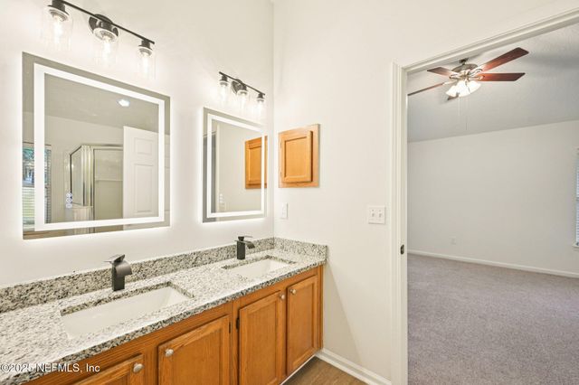 8761 REDLEAF Court, Jacksonville, FL 32244