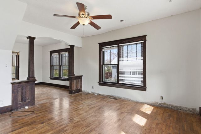 2131 N Johnston Avenue, Springfield, MO 65803