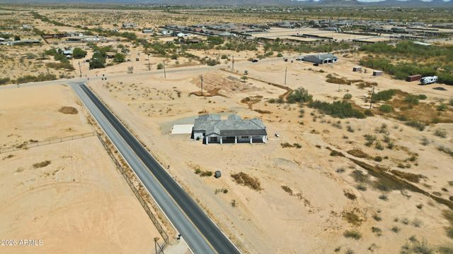 17587 W Dale Lane, Surprise, AZ 85387