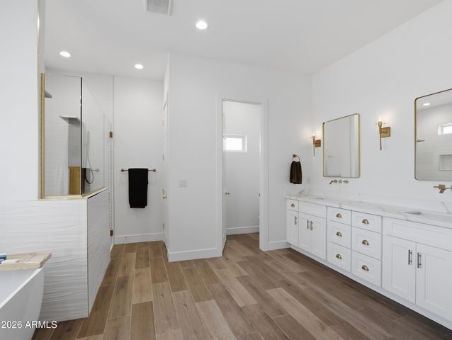 17587 W Dale Lane, Surprise, AZ 85387