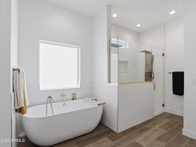17587 W Dale Lane, Surprise, AZ 85387