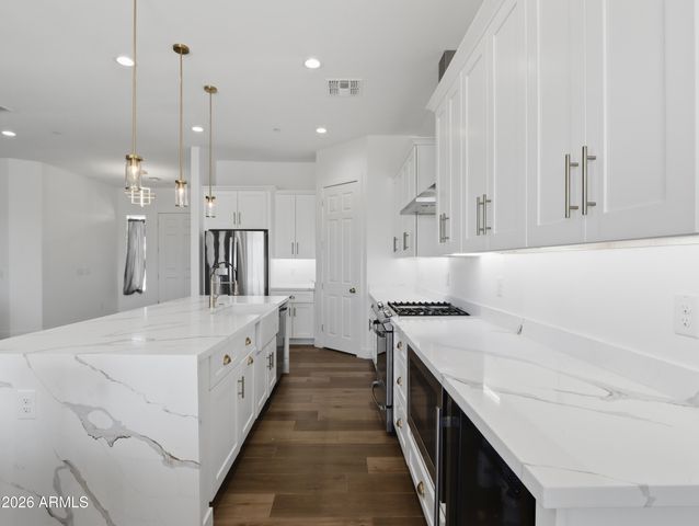 17587 W Dale Lane, Surprise, AZ 85387