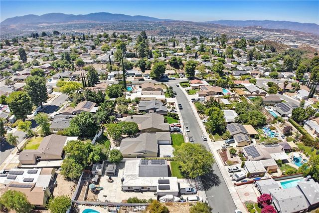 28038 Lakehurst, Canyon Country, CA 91351