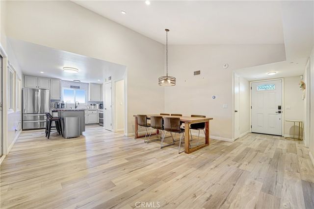 28038 Lakehurst, Canyon Country, CA 91351