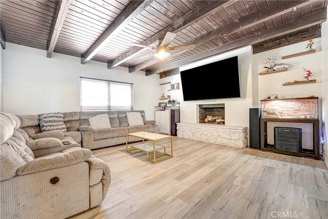 28038 Lakehurst, Canyon Country, CA 91351