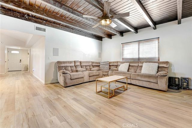28038 Lakehurst, Canyon Country, CA 91351
