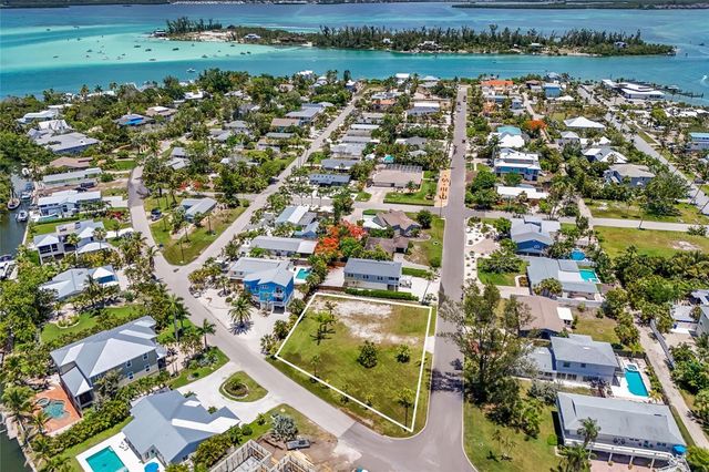 591 RUSSELL STREET, Longboat Key, FL 34228