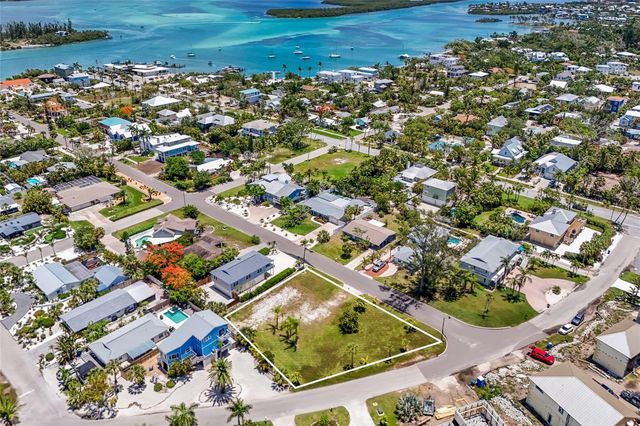 591 RUSSELL STREET, Longboat Key, FL 34228