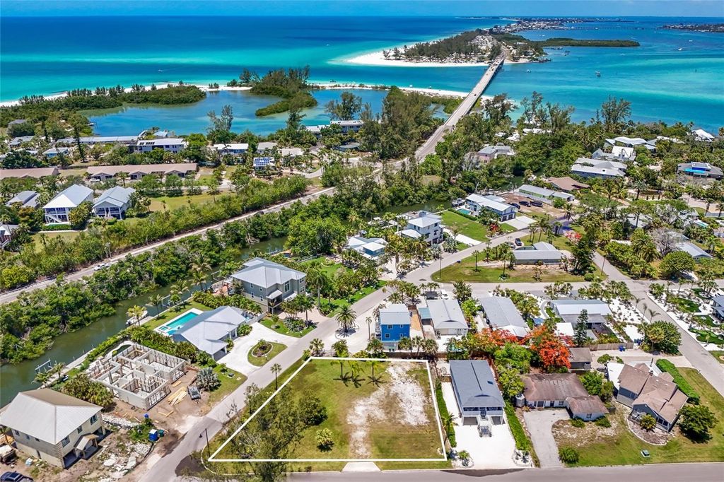 591 RUSSELL STREET, Longboat Key, FL 34228