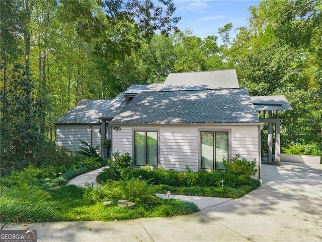 3860 Brandy Station Court SE, Atlanta, GA 30339