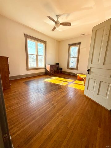 600 Adams Avenue, Evansville, IN 47713