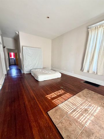 600 Adams Avenue, Evansville, IN 47713