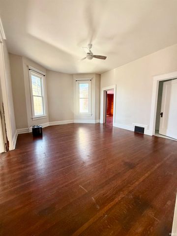 600 Adams Avenue, Evansville, IN 47713