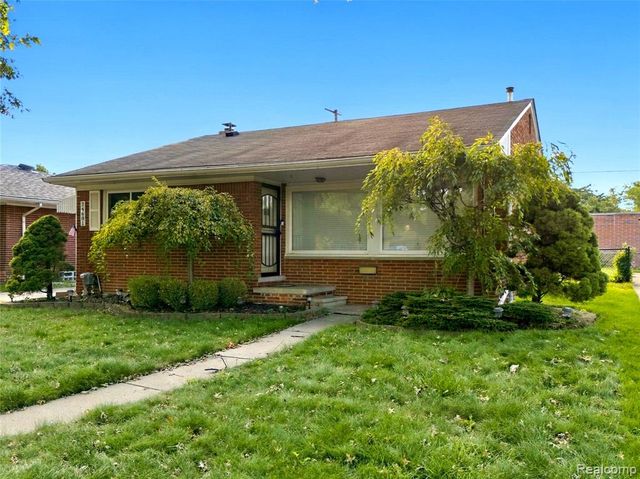 24601 Wood Street, Saint Clair Shores, MI 48080