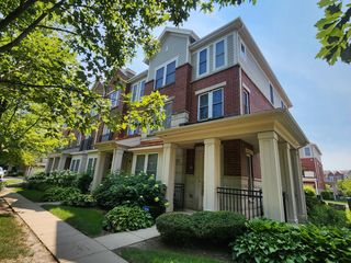 208 W HYDE Street 0, Arlington Heights, IL 60005