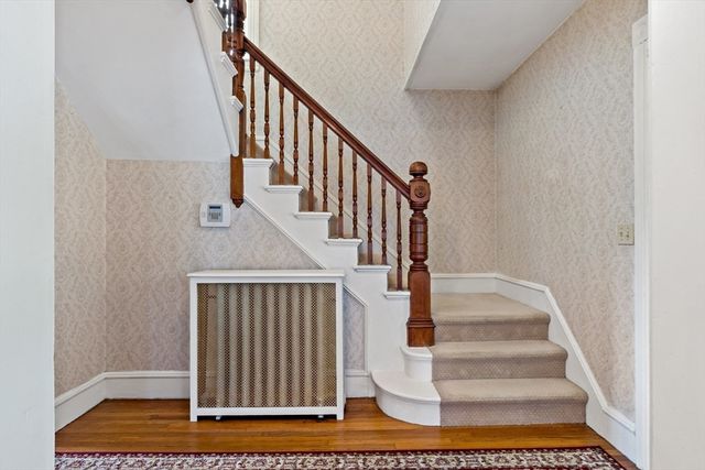 1984 Robeson St, Fall River, MA 02720