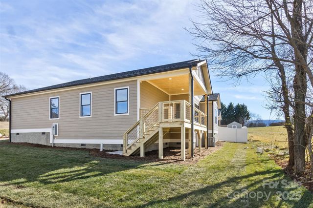 115 Peyton Elaine Road, Clyde, NC 28721