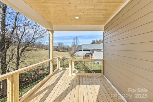 115 Peyton Elaine Road, Clyde, NC 28721