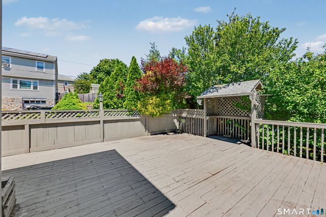 92 Burwood Avenue, Stamford, CT 06902